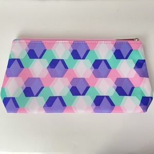 CLINIQUE Cosmetic Bag